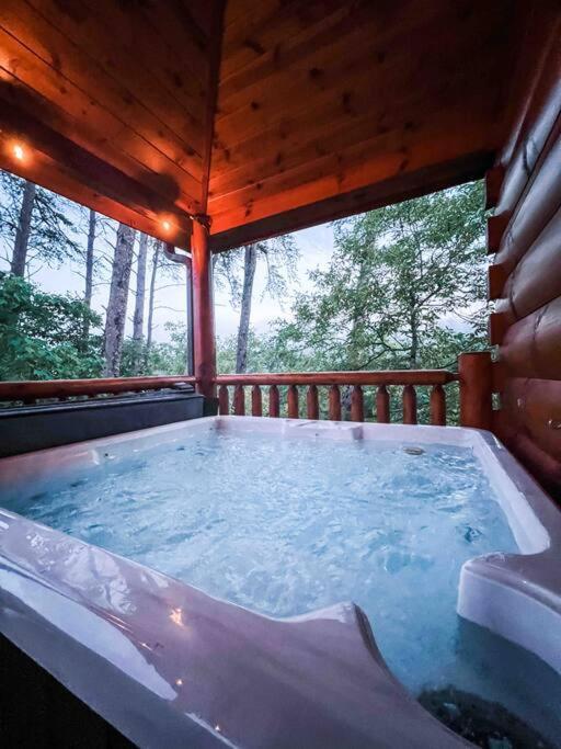 Indoor Heated Pool Hot Tub Cabin Sevierville Exterior foto